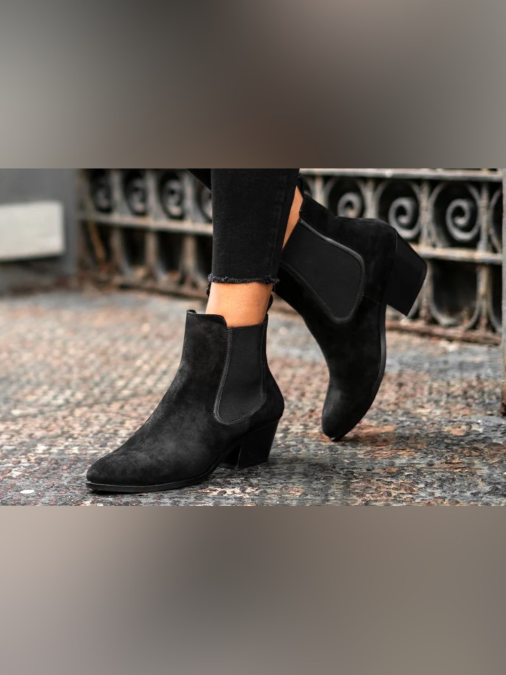 Dorking suede leather Chelsea Ankle Boots - Size 40 - Made in Spain Like new!